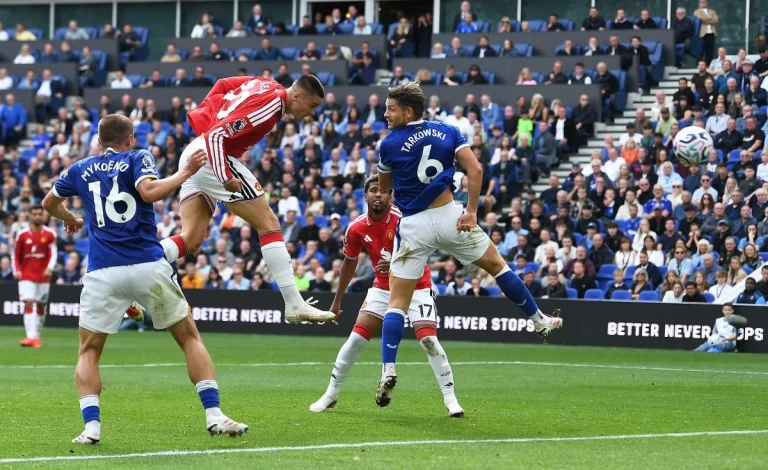 EPL: Everton Fight Back to Hold Man Utd to Thrilling 2-2 Draw