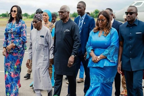 Nigeria Facilitates President Ernest Koroma’s Return to Sierra Leone